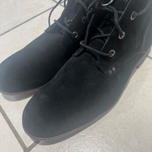 John Varvatos Men’s Suede Boots Brown 13M